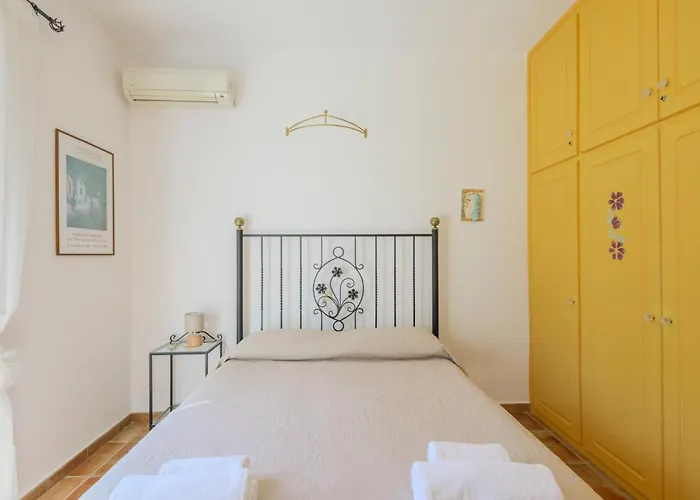 Lefka Stunning Seaside In Corfu With Private Gardens Melíkia