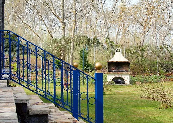 Villa Lefka Stunning Seaside In Corfu With Private Gardens Melíkia