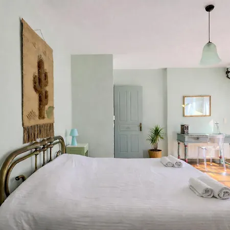 Lefka Stunning Seaside In Corfu With Private Gardens Melíkia