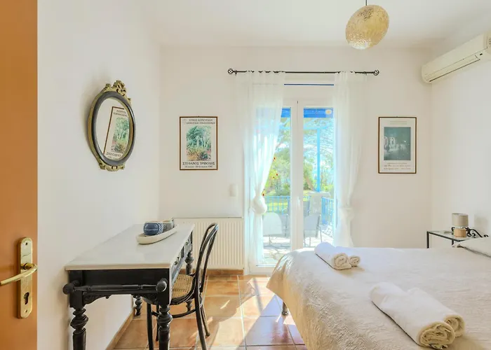 Lefka Stunning Seaside In Corfu With Private Gardens فيلة Melíkia