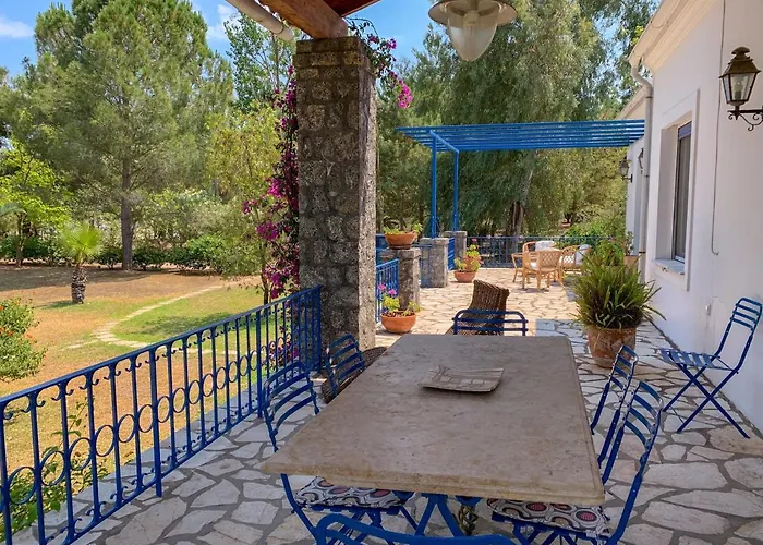 فيلة Lefka Stunning Seaside In Corfu With Private Gardens *