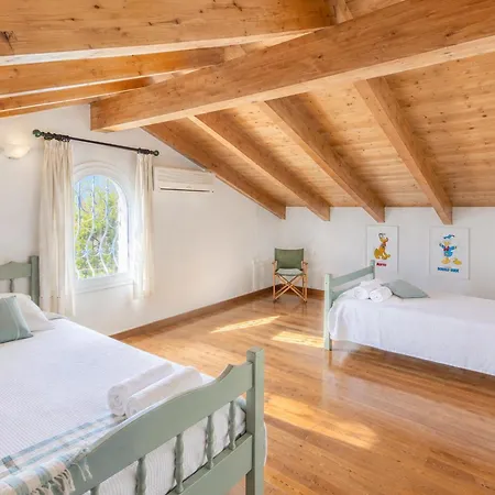 Lefka Stunning Seaside In Corfu With Private Gardens