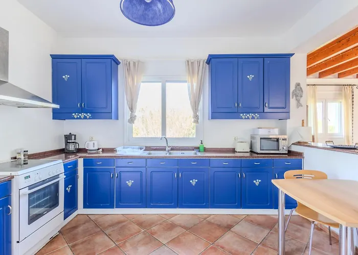 Lefka Stunning Seaside In Corfu With Private Gardens *