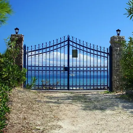 Villa Lefka Stunning Seaside In Corfu With Private Gardens *