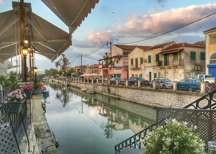 Lefka Stunning Seaside In Corfu With Private Gardens וילה